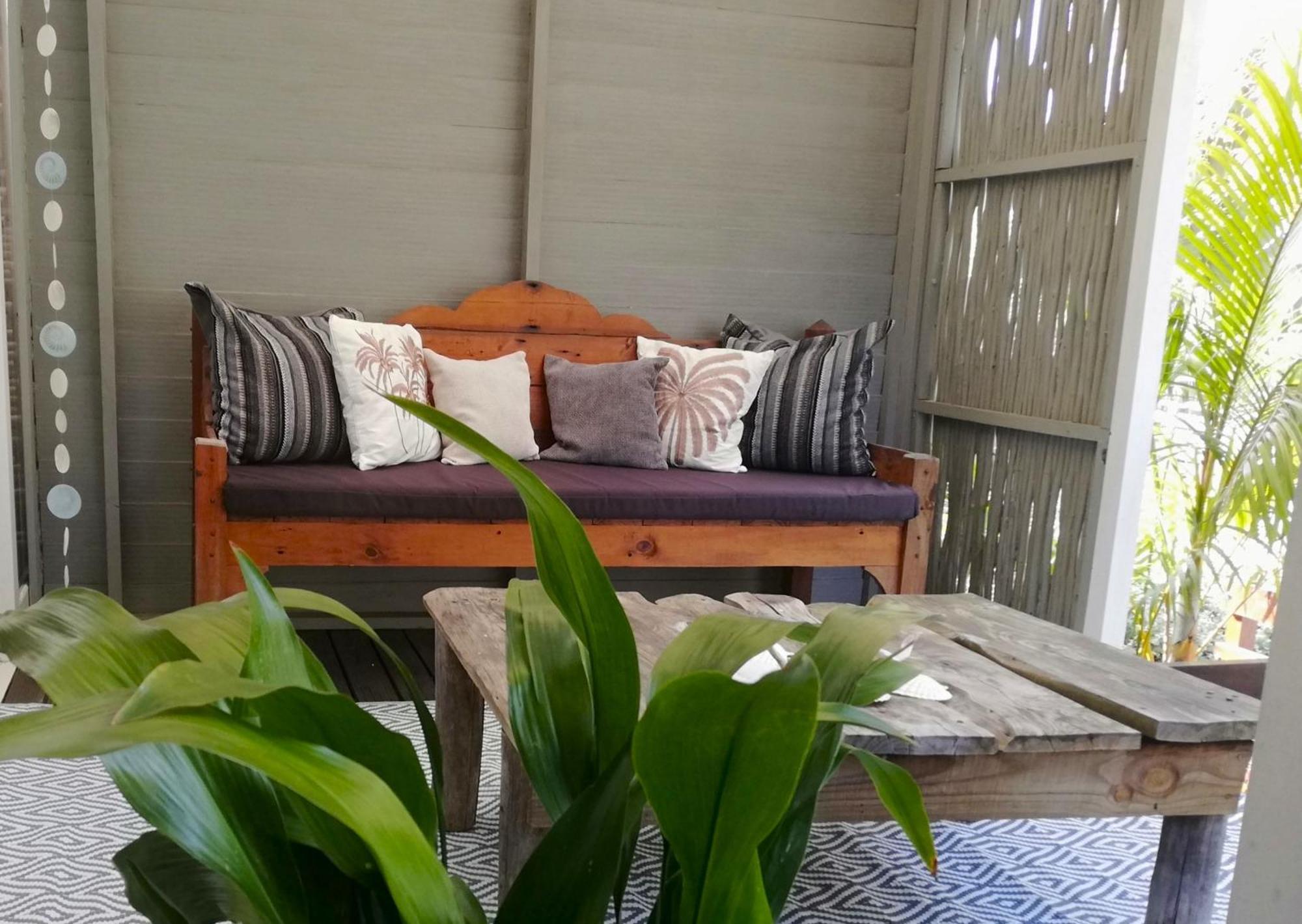 Tranquil Gem - Lush Garden View & Solar Energy! Apartamento Plettenberg Bay Exterior foto